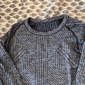 Lululemon Runderful Long sleeve